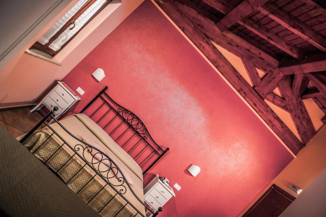 Agriturismo Ciociaro " Il Colle " Hotel Ristorante Ceprano Exteriör bild
