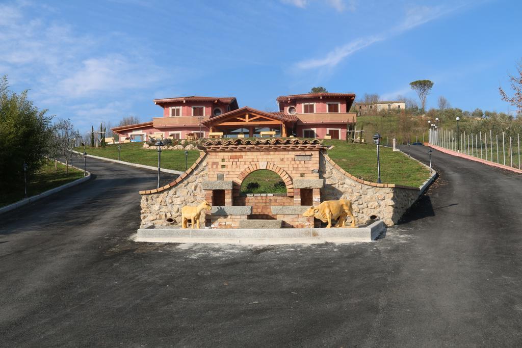 Agriturismo Ciociaro " Il Colle " Hotel Ristorante Ceprano Exteriör bild