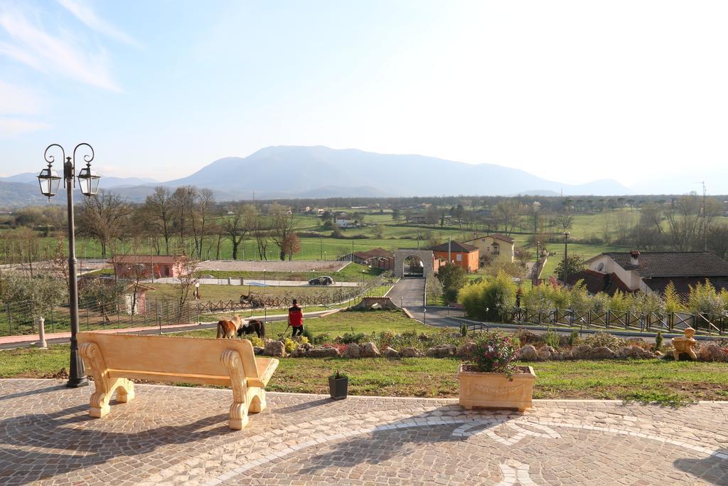Agriturismo Ciociaro " Il Colle " Hotel Ristorante Ceprano Exteriör bild