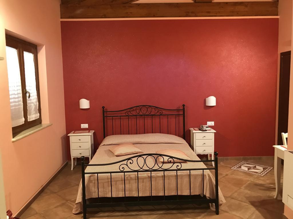 Agriturismo Ciociaro " Il Colle " Hotel Ristorante Ceprano Exteriör bild