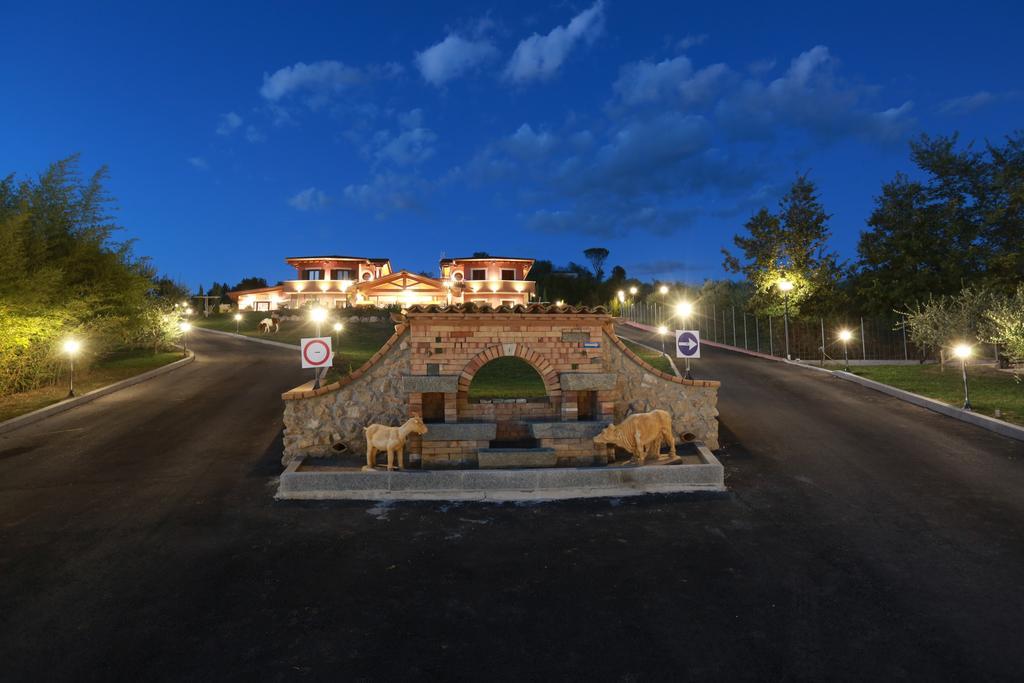 Agriturismo Ciociaro " Il Colle " Hotel Ristorante Ceprano Exteriör bild